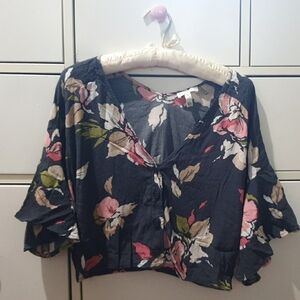 Leith Floral Gray Crop Blouse